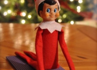elf-on-shelf-updog