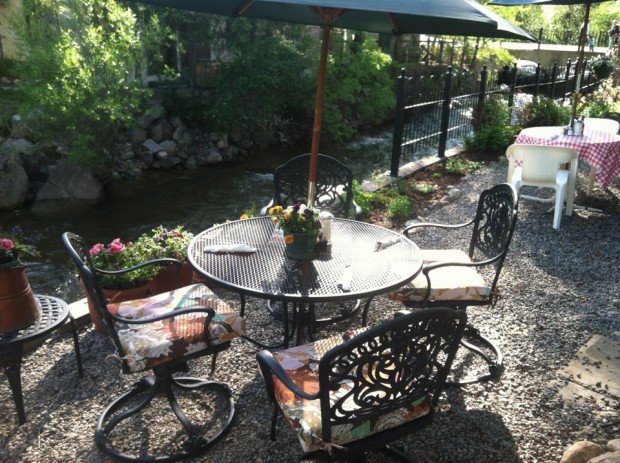 Creekside Cafe and Grill