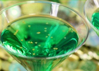 Green-Leprechaun-Cocktails feat image