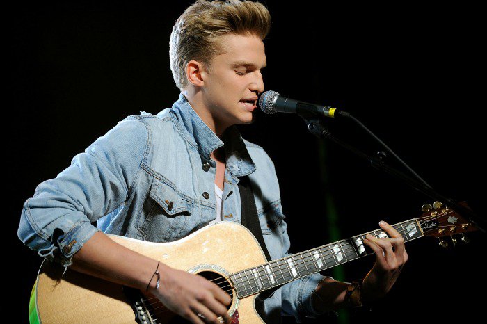 dancing with the stars cody simpson