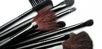 This Not That DIY Makeup brush cleaner