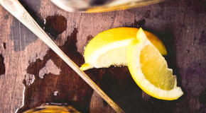 Daily Bite [Make]: Naturally Sweetend Whiskey Sours