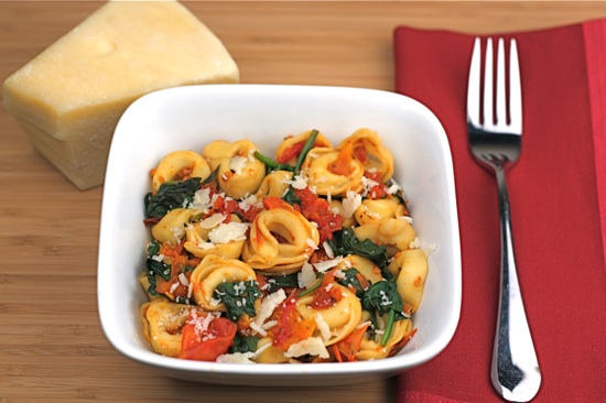 cheese-tortellini-with-spinach