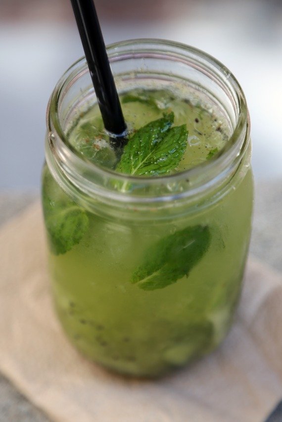 Kiwi Cobbler Cocktail