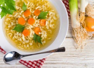 Chicken Noodle Soup Health Benefits Feat Image