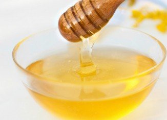 Fact or Fiction Honey for Acne Featured Image