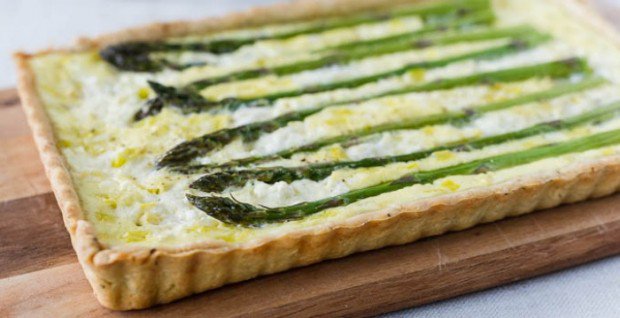 asparagus quiche.jpg