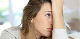 puffy eyes tea remedy feat image