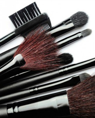 This Not That DIY Makeup brush cleaner